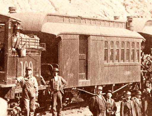 DL&G #700 at Roscoe on CCRR, 1898