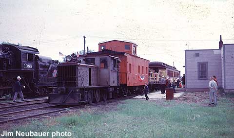 Train at Hillsboro