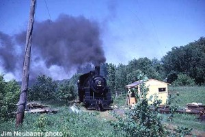 CNW 1385 and temporary depot in 1963.