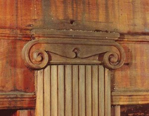 The Ionic-inspired capital and pilaster between the windows of Milwaukee Lake Shore & Western #63 at Mid-Continent. Compare with the classical Ionic capital and fluted column.